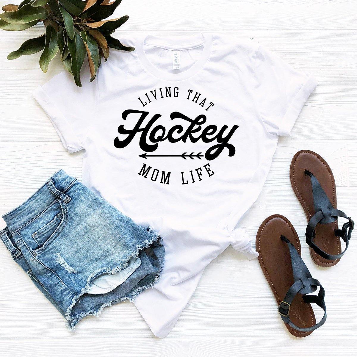 Football Mom Shirt,Women's Football Shirt,Football Mom Tee,Football Mom Shirts,Football Mama Shirts - Fastdeliverytees.com
