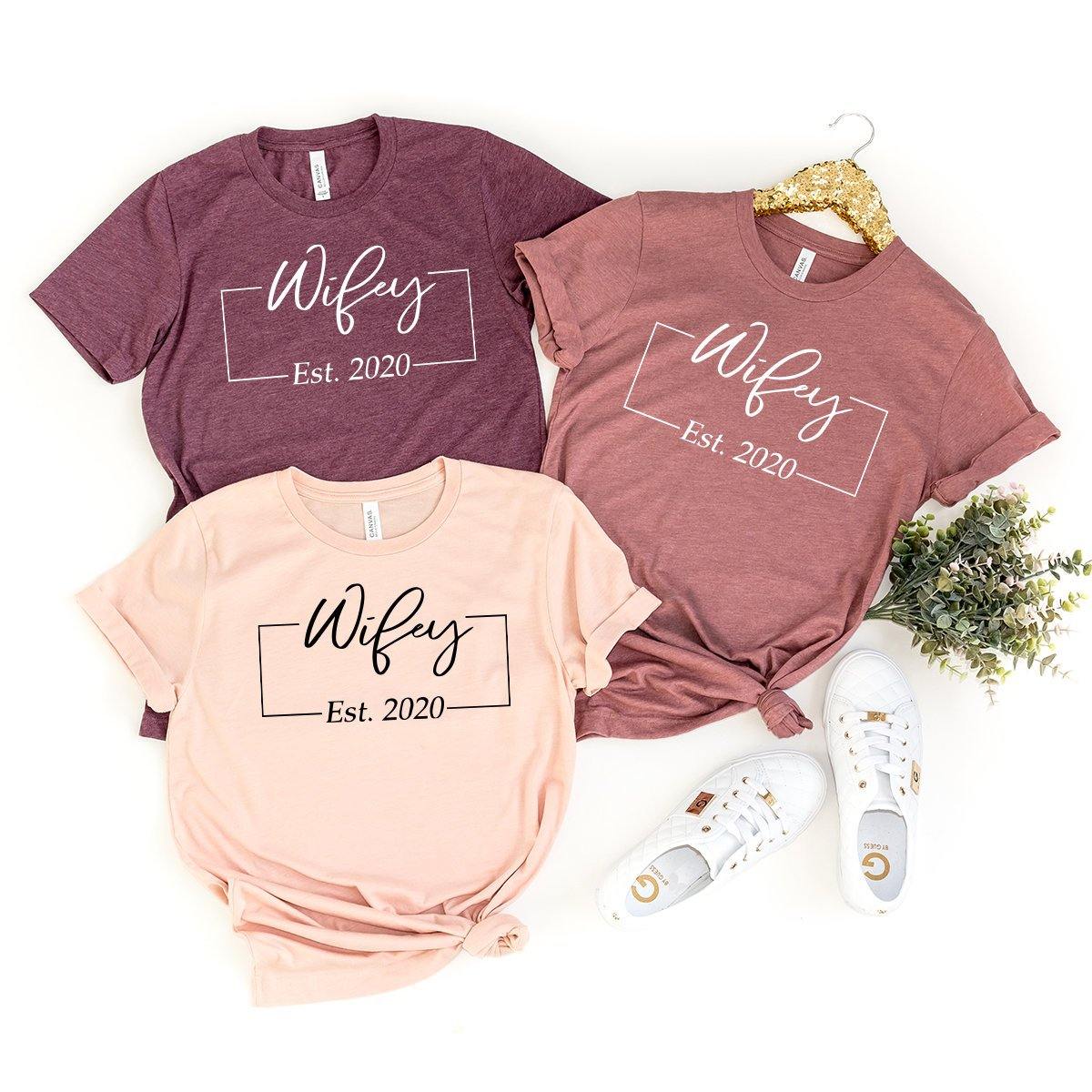 Hubby Wifey Shirts,Honeymoon T-Shirt, Matching Couple Shirt, Wedding Shirts, Just Married Shirt, Husband And Me Shirt, Wife And Me Shirt - Fastdeliverytees.com