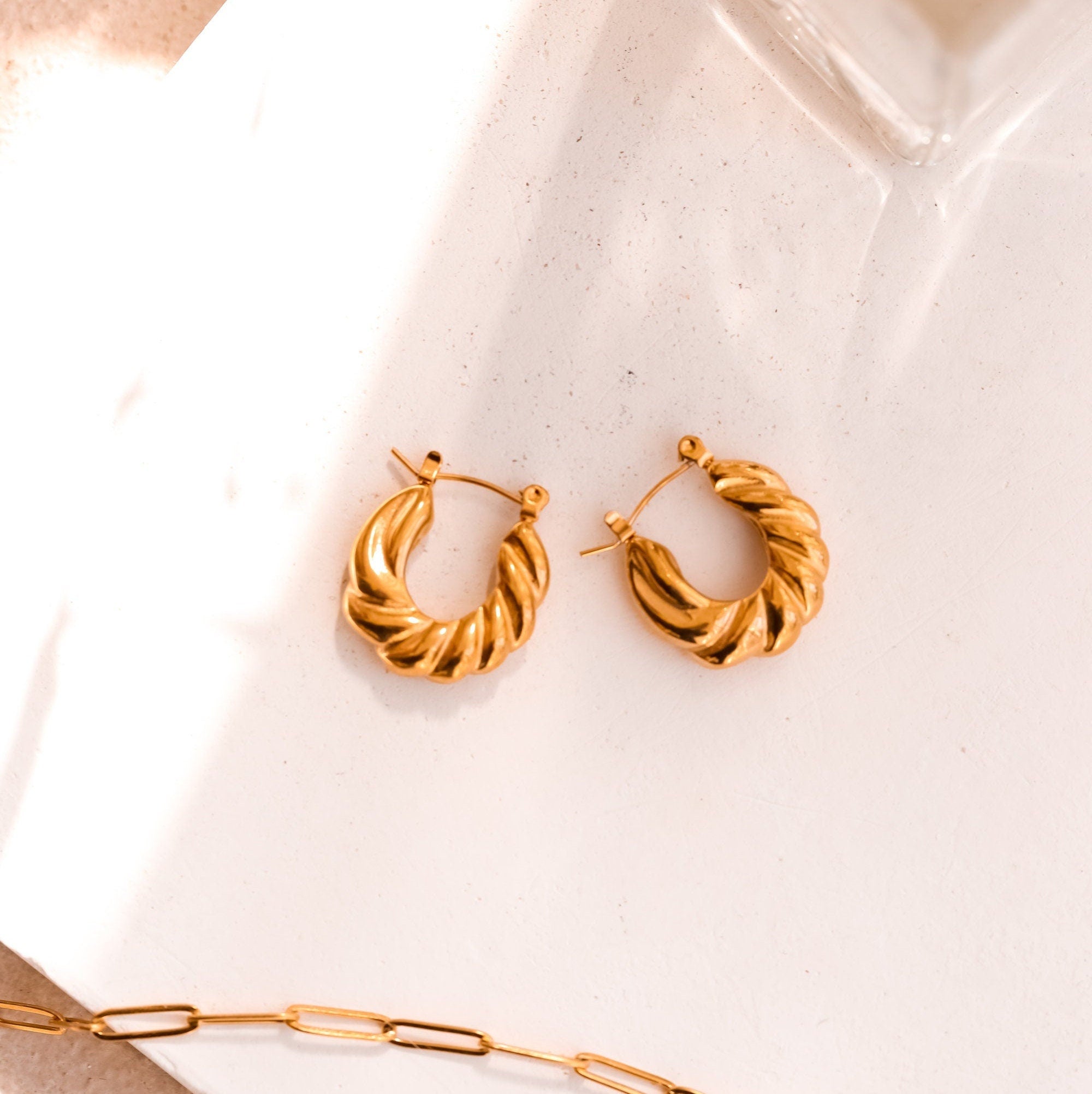 Spiral Hoop Earrings, 18K Gold, Mom To Be Gift, Croissant Hoop Earrings, Minimalist Twist Earrings, Gift For Mothers Day, Unique Jewelry