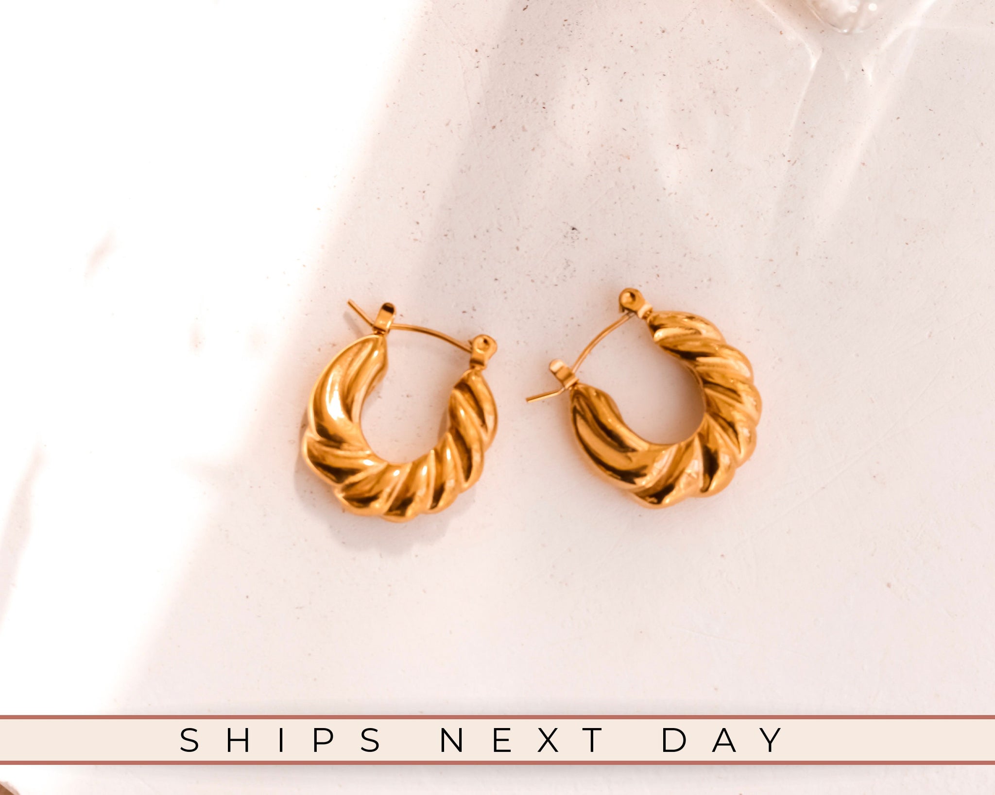 Spiral Hoop Earrings, 18K Gold, Mom To Be Gift, Croissant Hoop Earrings, Minimalist Twist Earrings, Gift For Mothers Day, Unique Jewelry