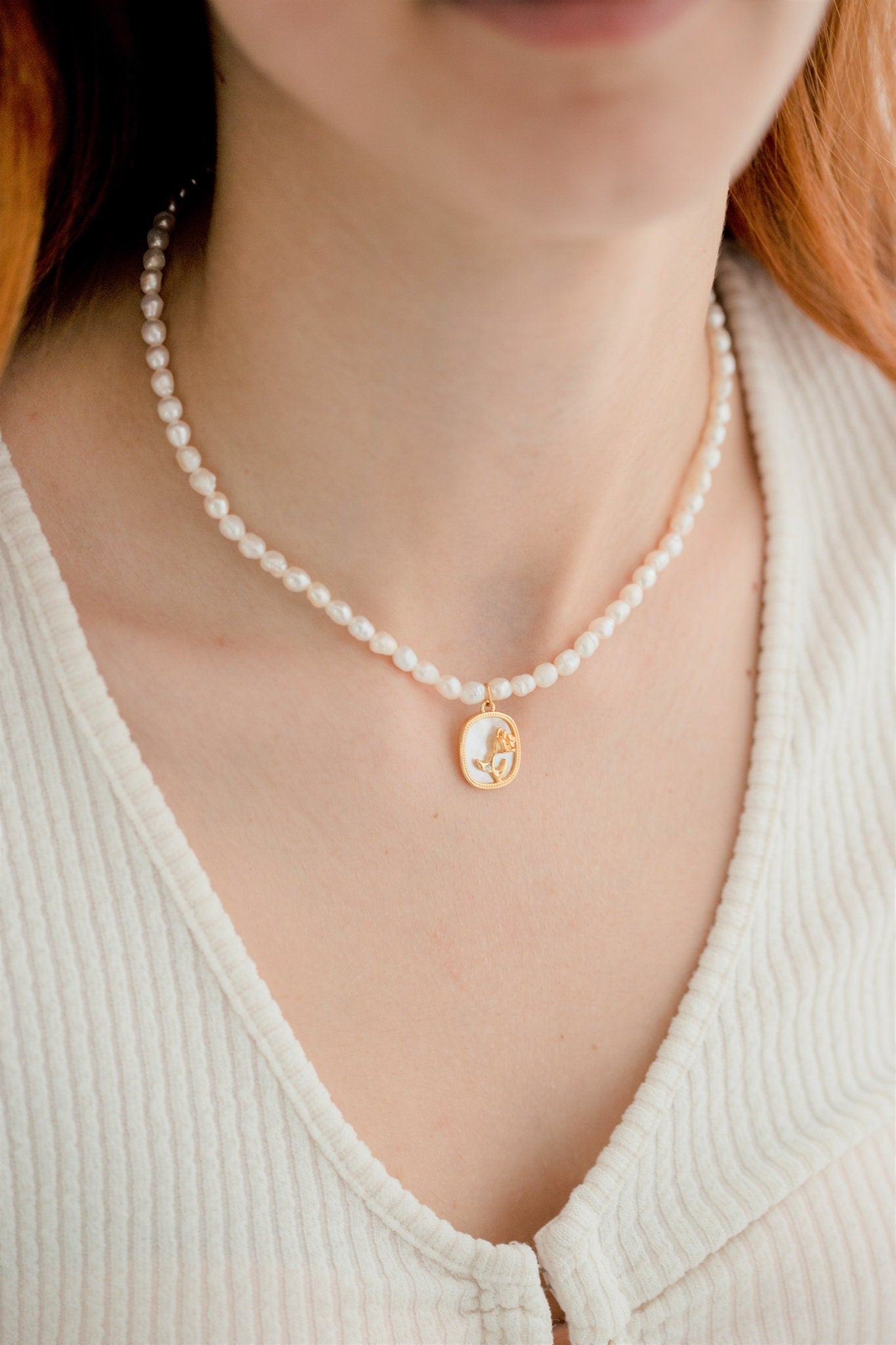 Rose Flower Necklace, 18K Gold, Mothers Day Gift, Floral Pearl Necklace, Gift For Mom, Flower Jewelry, Bridesmaid Necklace, Unique Jewelry